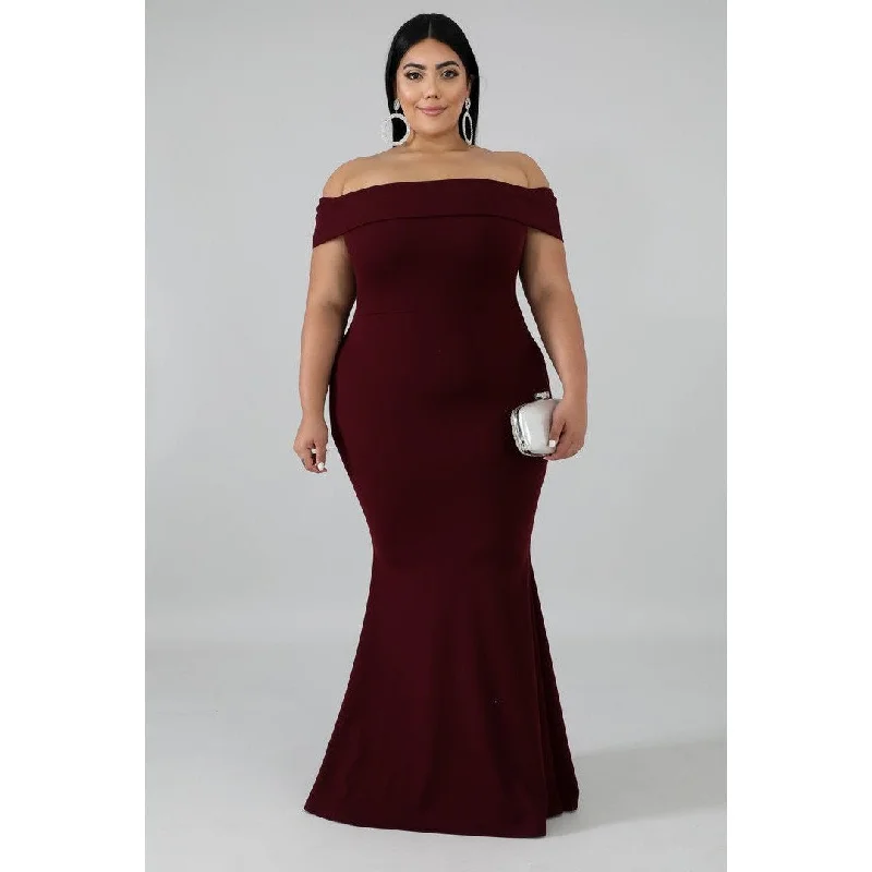 Formal Dress for Literary AwardsFLARE TAIL GOWN