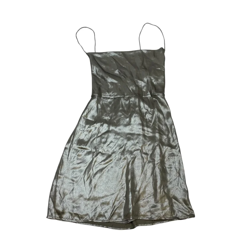 birthday party dressesDress Party Short By Urban Outfitters In Silver, Size: L