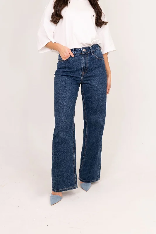 women's denim jeans with functional pocketsCindy Wide Leg Jeans In Mid Wash