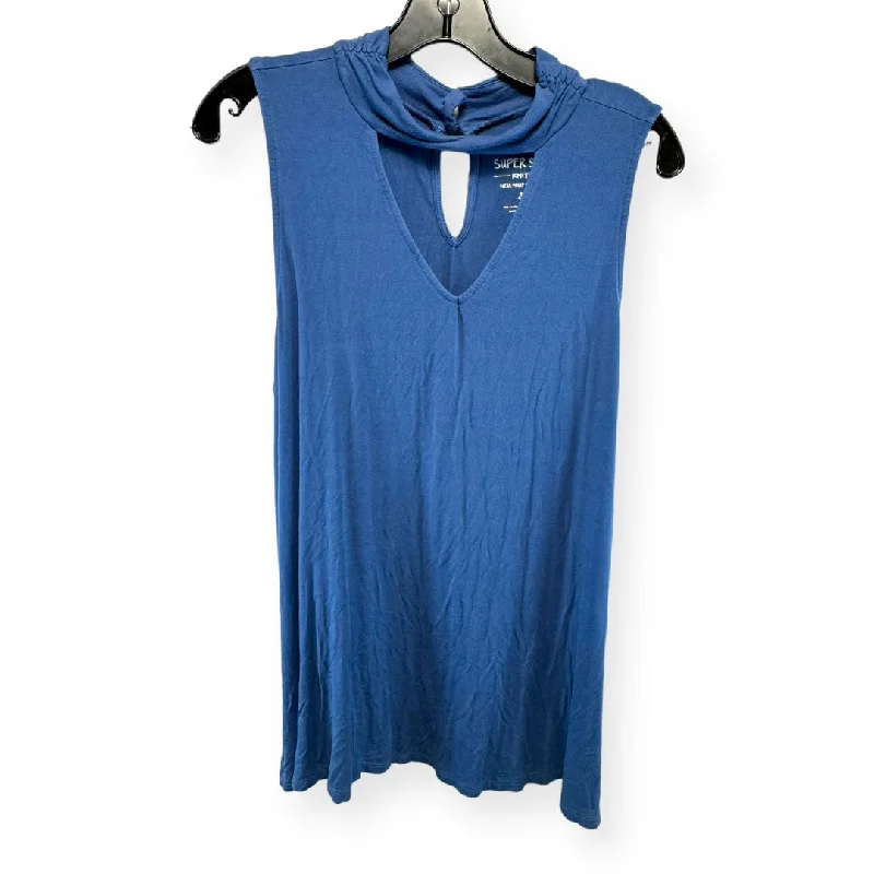 women's tops for those who want to wear versatile pieces that can be dressed up or downBlue Top Sleeveless Torrid, Size 2