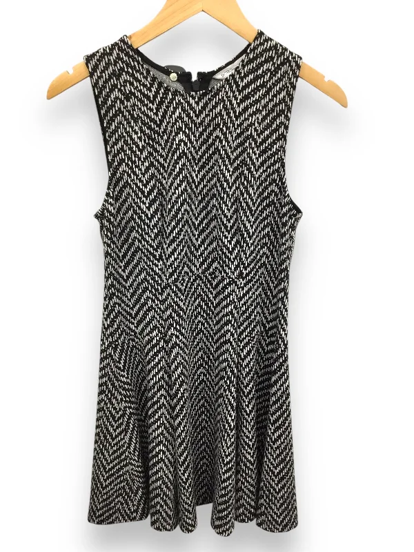 women's neon dressesDress Casual Short By Bcbgeneration In Black & White, Size: M