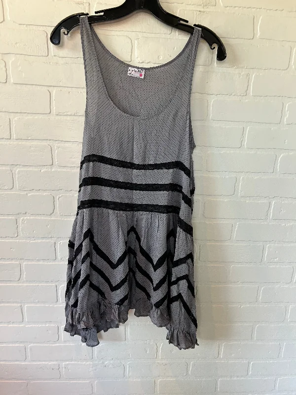 women's tops for wedding guest attireGrey Top Sleeveless Free People, Size Xs