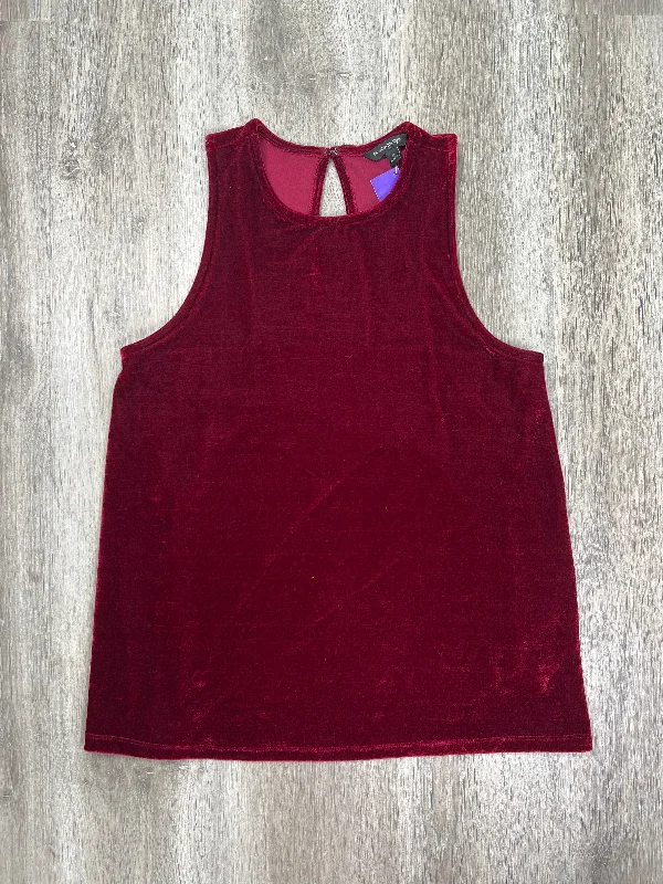 women's tops for those who want to stay updated with the latest fashion trendsRed Top Sleeveless Banana Republic, Size S