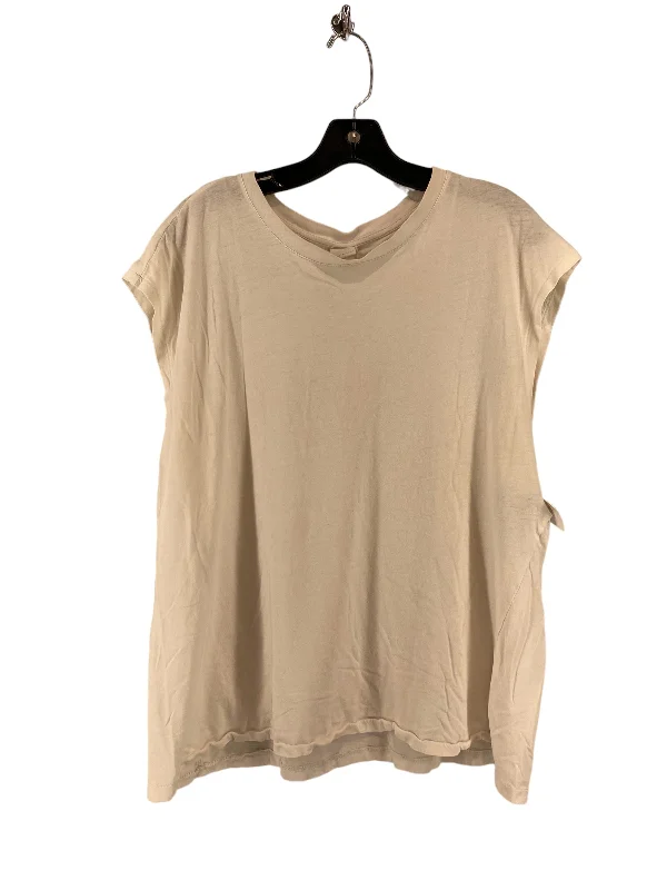 women's tops for those who want to add a touch of elegance and sophistication to their everyday wearWhite Top Sleeveless H&m, Size L